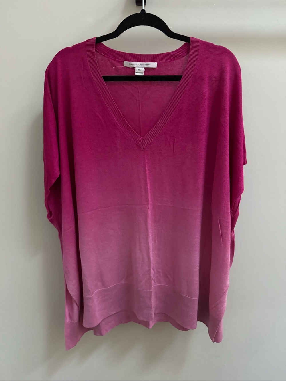 Diane von Furstenberg Pink Ombre Silk Cashmere V-Neck Sweater Size M/L